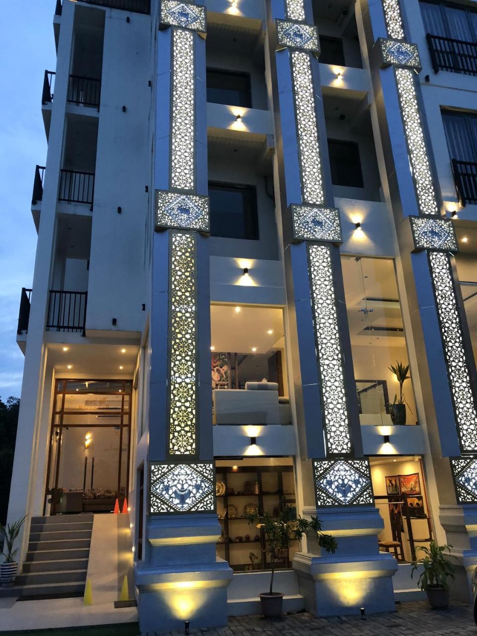 Rivendell Hotel キャンディー エクステリア 写真